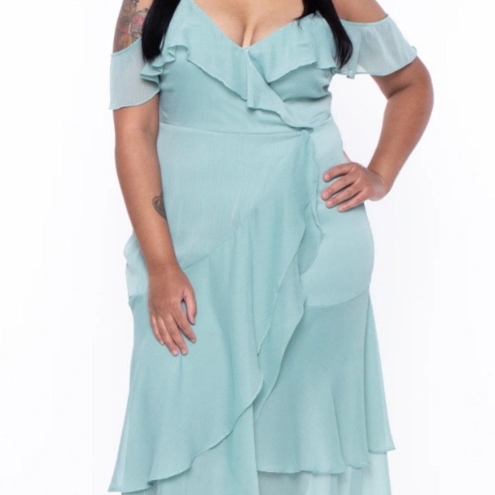 Plus size Ruffle Amore Maxi Dress